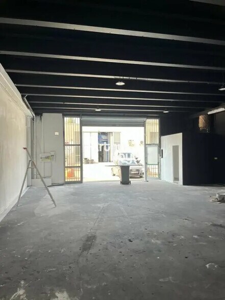 Flex in Antibes for lease - Building Photo - Image 2 of 8