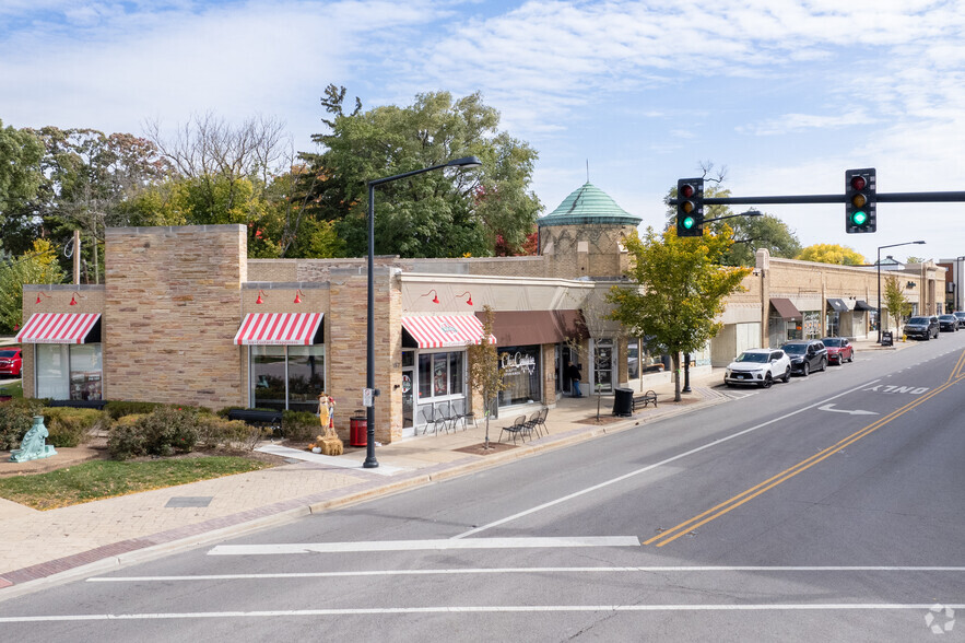 127-157 N Northwest Hwy, Park Ridge, IL for lease - Building Photo - Image 1 of 19