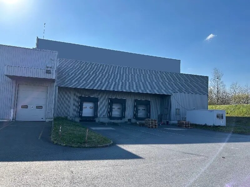 Flex in Saint-Quentin for sale Building Photo- Image 1 of 3