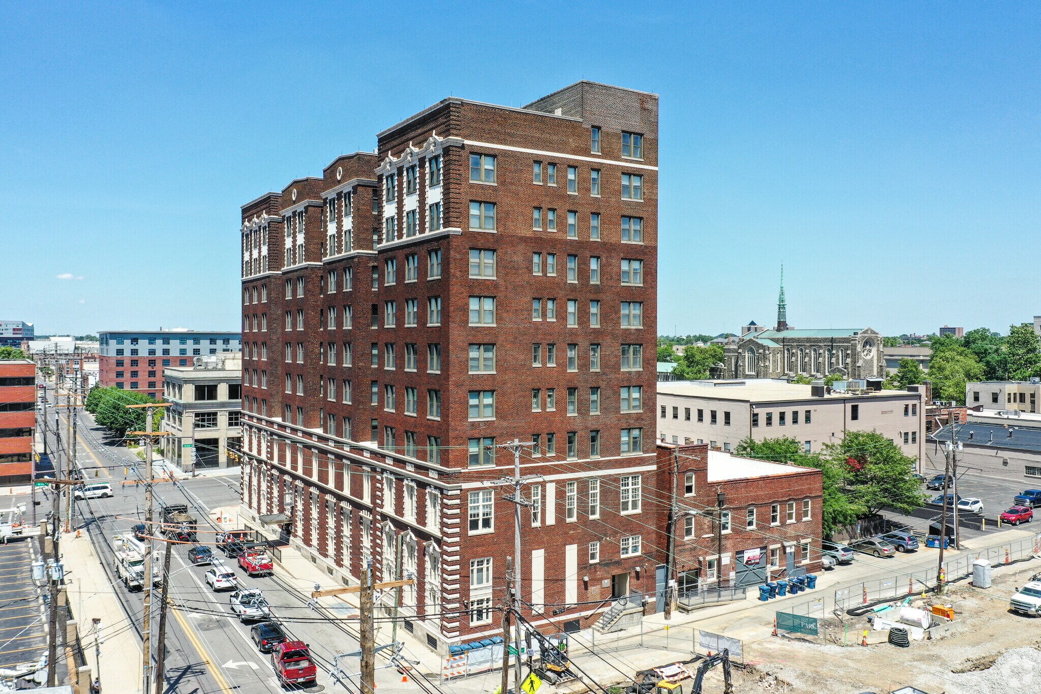 361 E Broad St, Columbus, OH 43215 Seneca