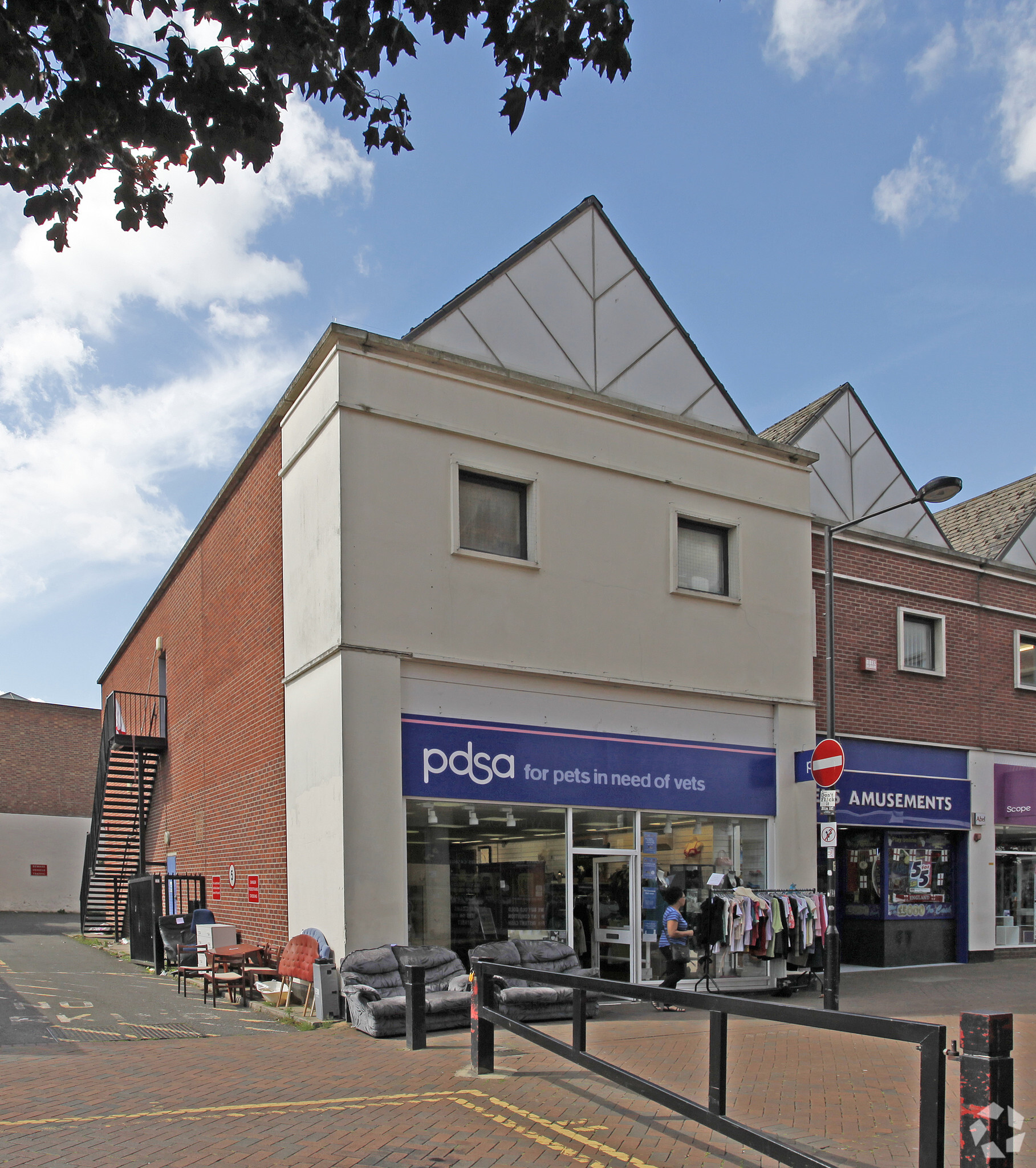 2-8 Eleanor Cross Rd, Waltham Cross for sale Primary Photo- Image 1 of 1