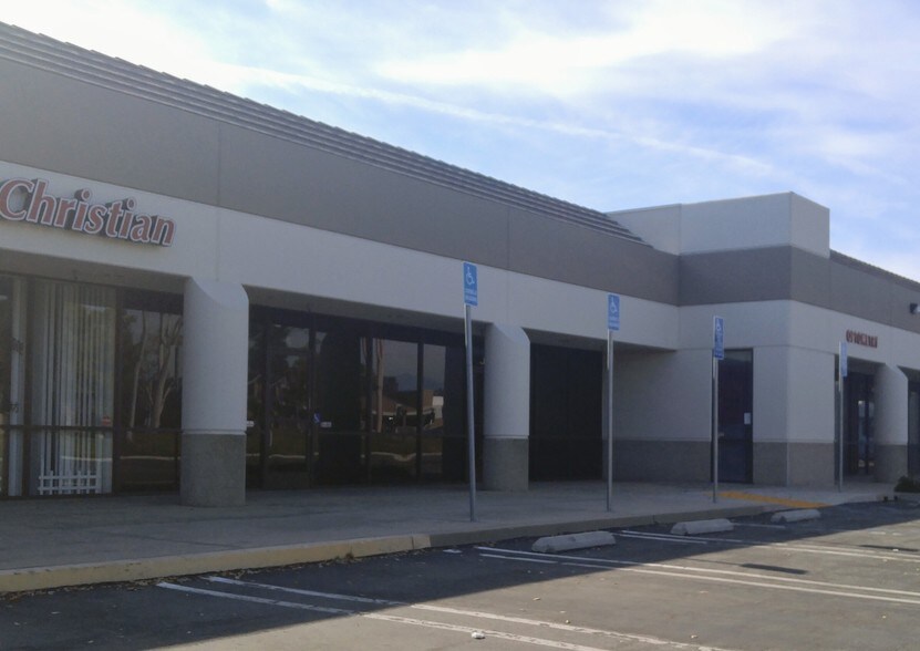 355 S Lemon Ave, Walnut, CA 91789