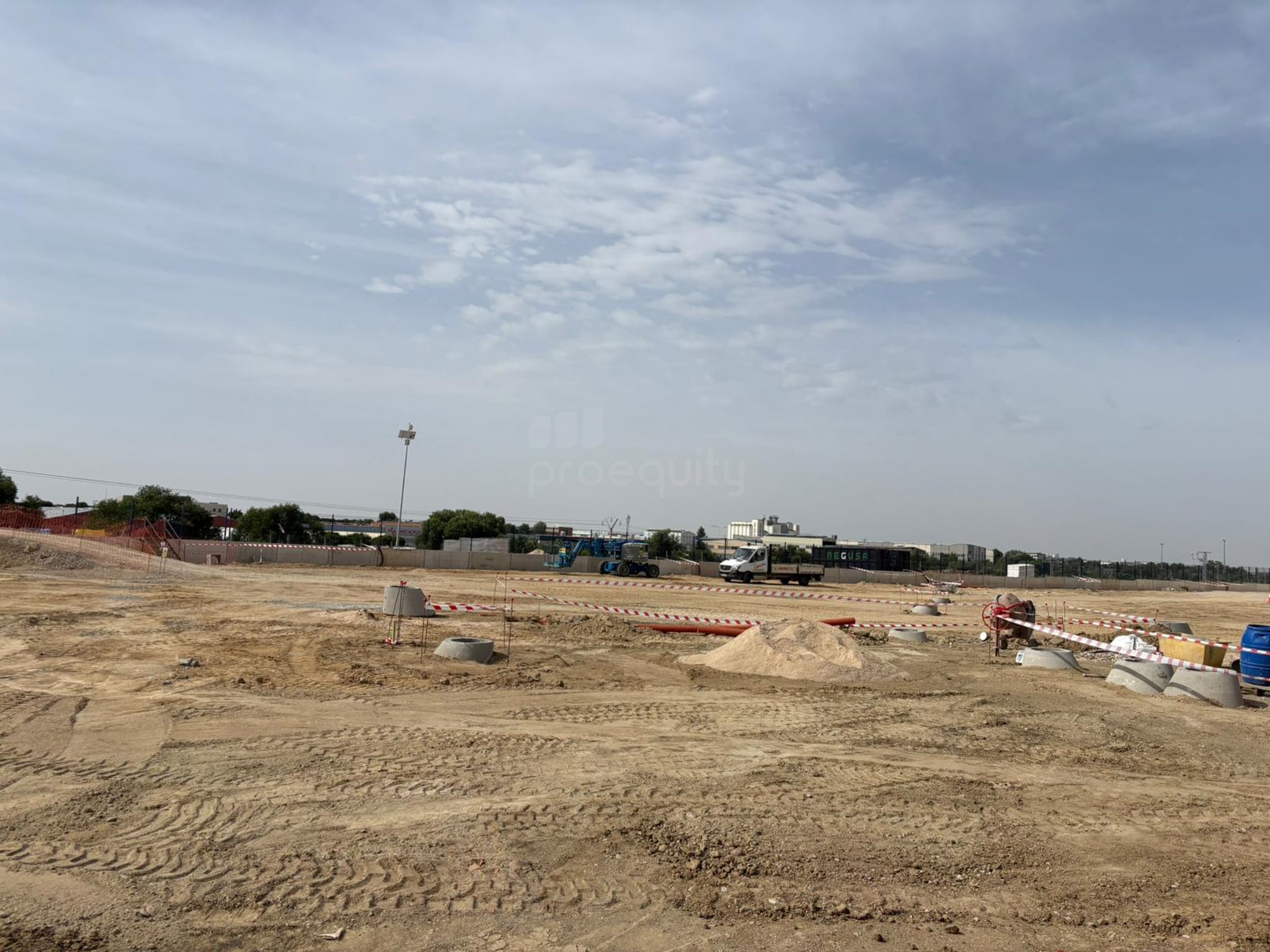 Calle de los Gavilanes Glorieta, 7, Getafe, Madrid for lease Building Photo- Image 1 of 5