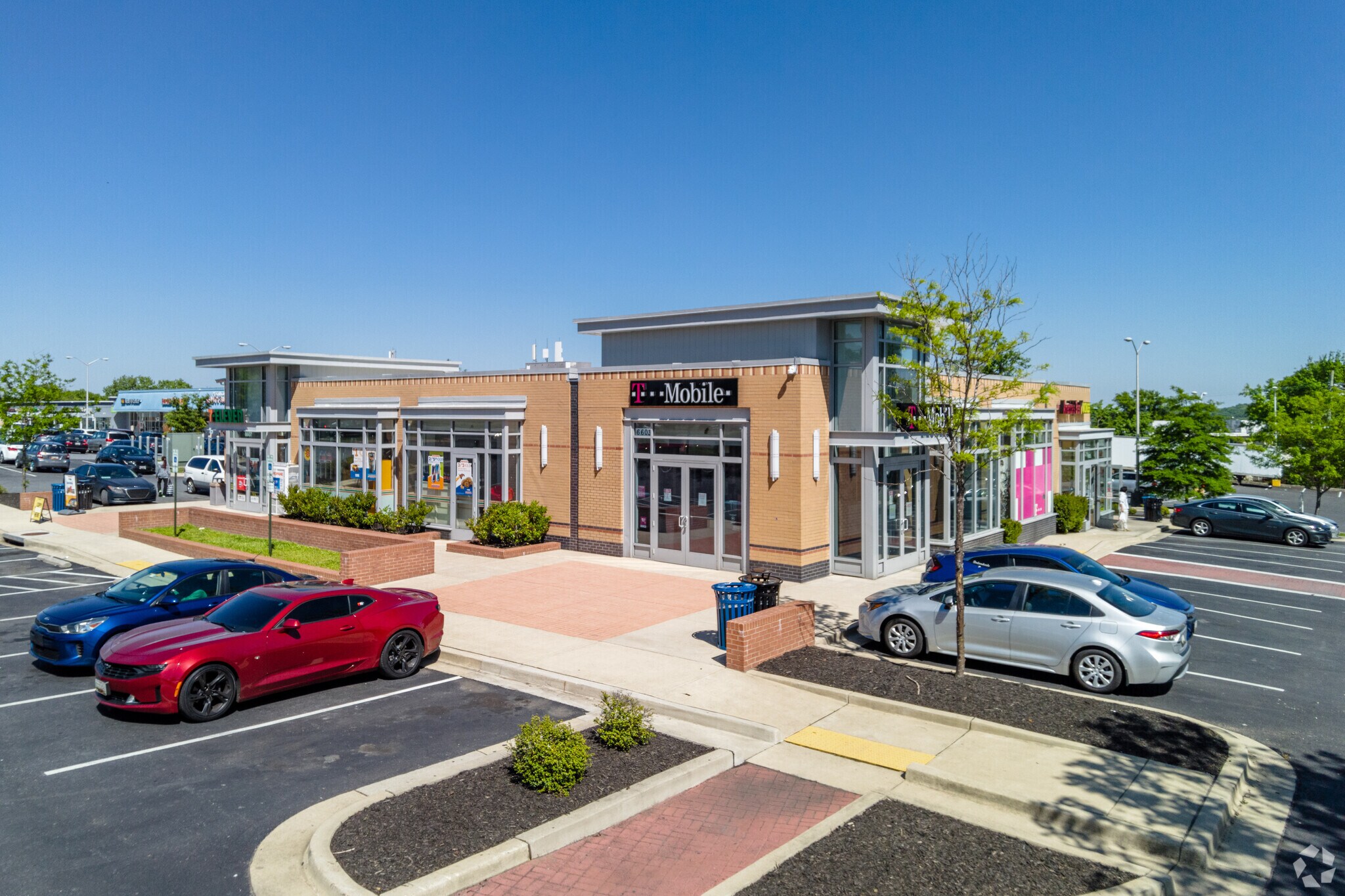 66116737 Annapolis Rd, Landover Hills, MD 20784 Crestview Square