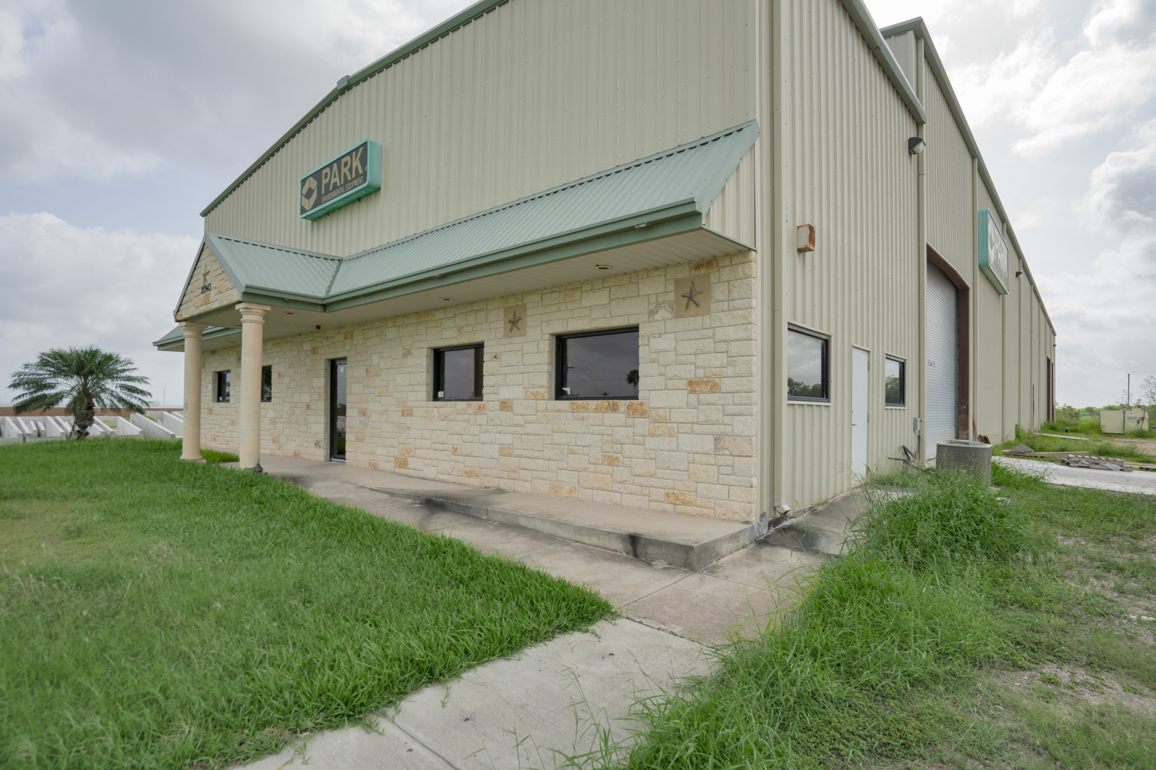 20943 US Highway 77, Combes, TX for sale Building Photo- Image 1 of 1