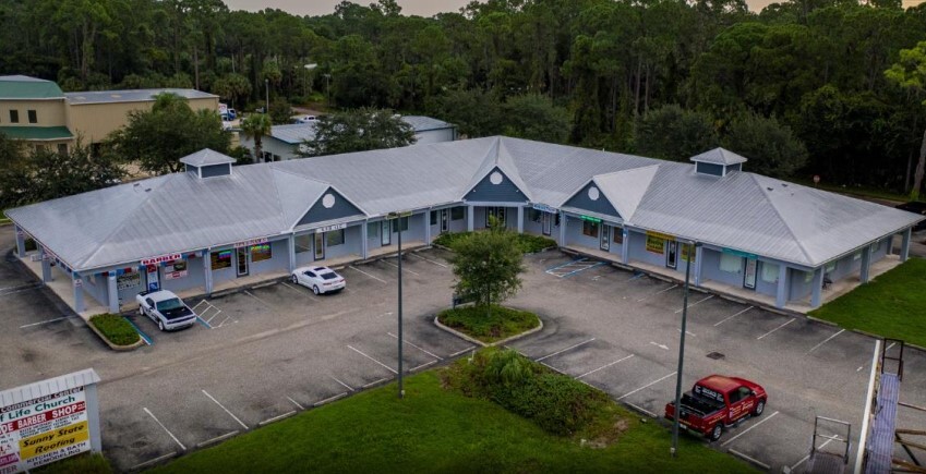 17218 Toledo Blade Blvd, Port Charlotte, FL for lease - Building Photo - Image 1 of 7