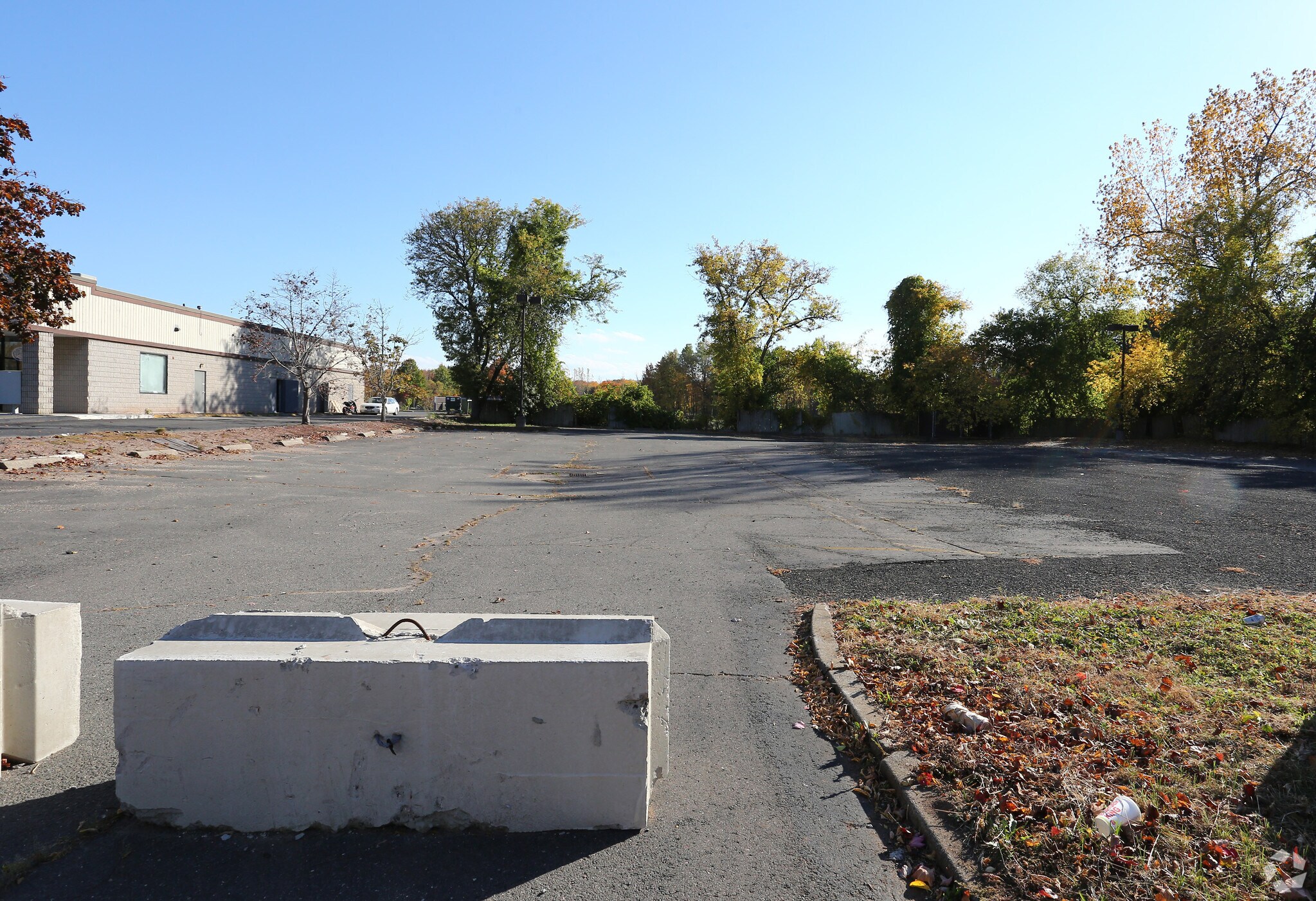 755 Silver Lane, East Hartford, CT for sale Primary Photo- Image 1 of 1