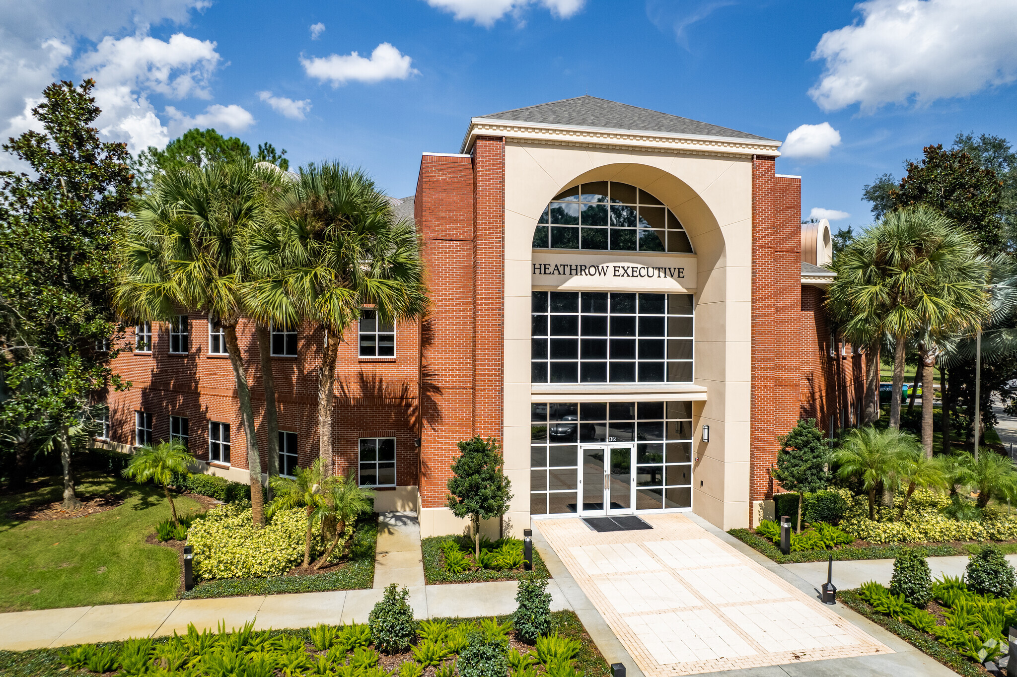 195 International Pky, Lake Mary, FL for lease Primary Photo- Image 1 of 10