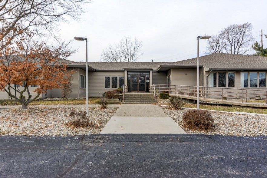 1811 S Taylor Rd, Decatur, IL for sale - Other - Image 1 of 1