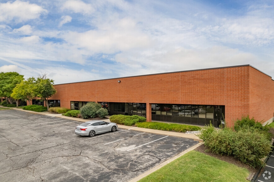 9801-9829 Widmer Rd, Lenexa, KS for lease - Building Photo - Image 3 of 5