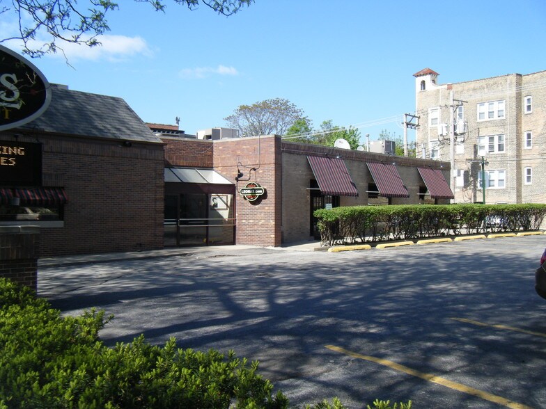 6935 N Sheridan Rd, Chicago, IL for sale - Primary Photo - Image 1 of 1