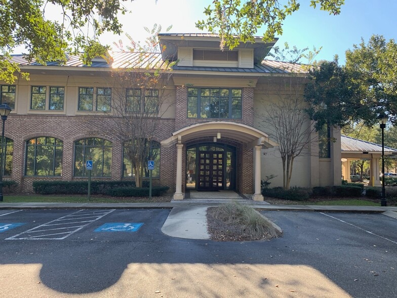 2 Westbury Park Way, Bluffton, SC for lease - Building Photo - Image 2 of 7