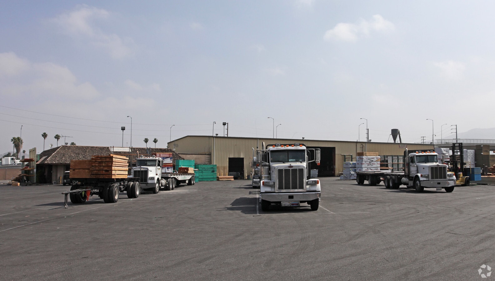 1600 Columbia Ave, Riverside, CA 92507