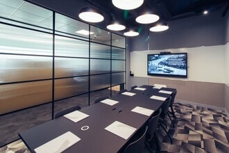 The Heights Heath, Weybridge for lease Interior Photo- Image 2 of 13