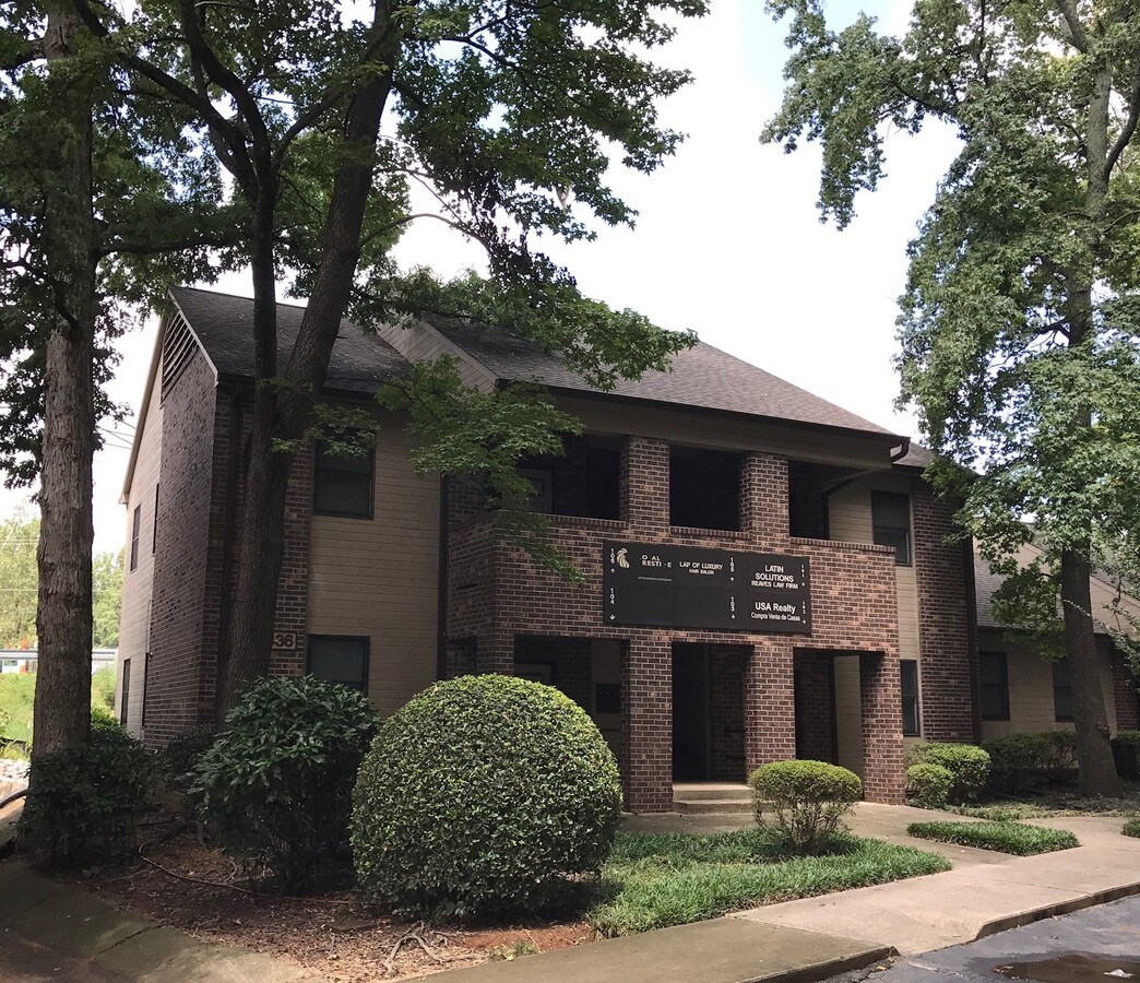 2436 N Sharon Amity Rd, Charlotte, NC 28205