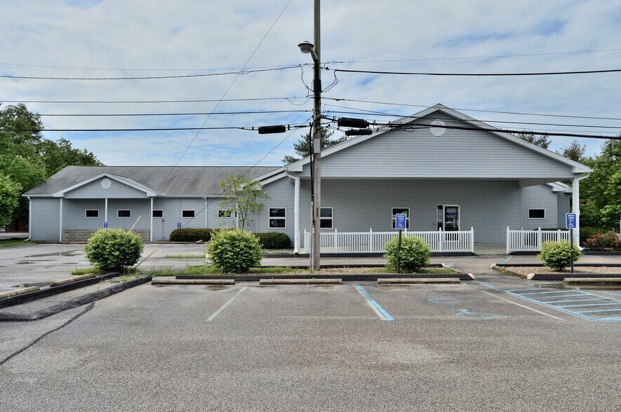 9 N Crane Ave, Spencer, IN for sale - Primary Photo - Image 1 of 1