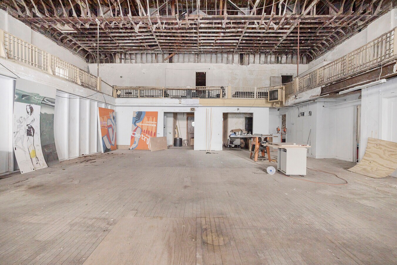 2940 Woodward, Detroit, MI 48201