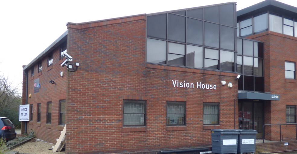 Spitfire Clos, Huntingdon for lease - Building Photo - Image 3 of 3
