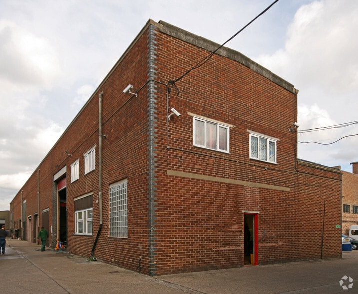 306 St James's Rd, London for sale - Primary Photo - Image 1 of 1