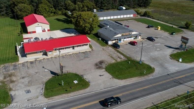 8474 W Mount Morris Rd, Flushing, MI for sale Building Photo- Image 1 of 1