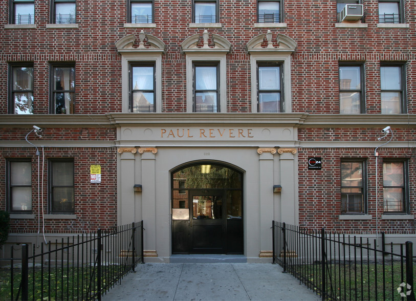 682 Ocean Ave, Brooklyn, NY for sale - Building Photo - Image 3 of 3