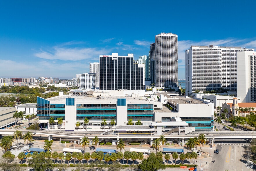 1501 Biscayne Blvd, Miami, FL for lease - Aerial - Image 2 of 21