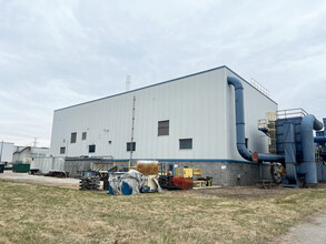 4655 G N Booth Dr, Windsor, ON for lease Building Photo- Image 2 of 4