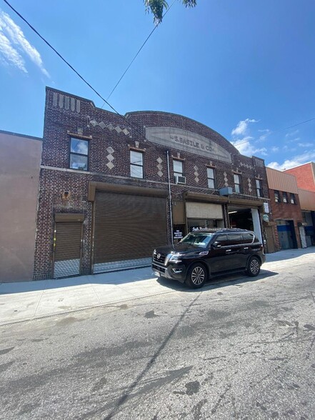 72 Huntington St, Brooklyn, NY for lease - Building Photo - Image 3 of 8