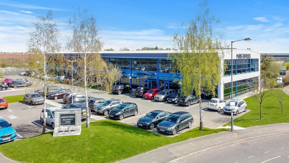 Smeaton Close, Aylesbury for lease - Building Photo - Image 3 of 15