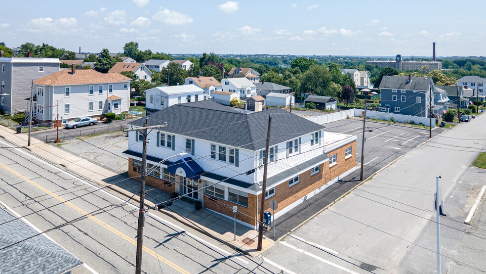 80 Main Rd, Tiverton, RI 02878 | LoopNet