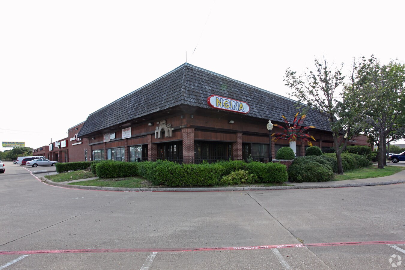 9560 Skillman St, Dallas, TX 75243