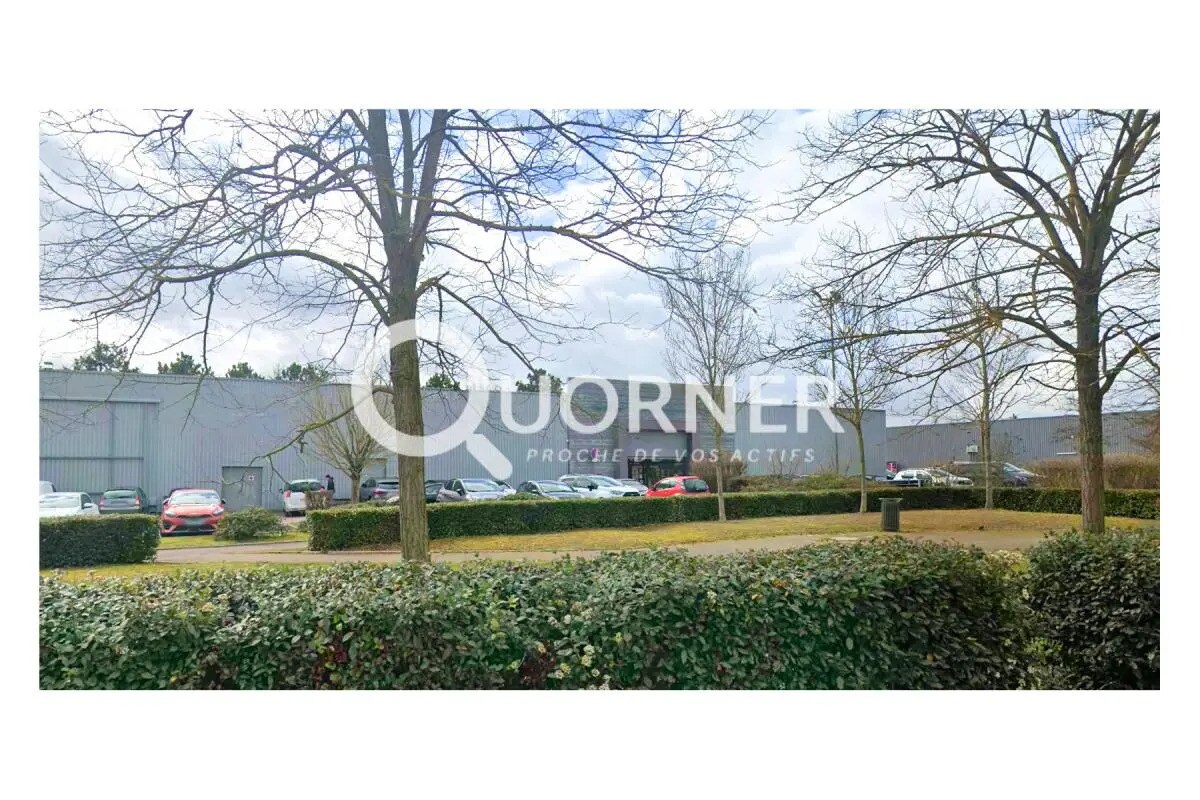 Retail in Saint-Parres-aux-Tertres for lease Building Photo- Image 1 of 5