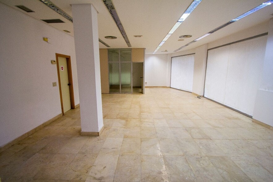 Calle del Dos de Mayo, 31, Gijón, Asturias for lease - Interior Photo - Image 2 of 12