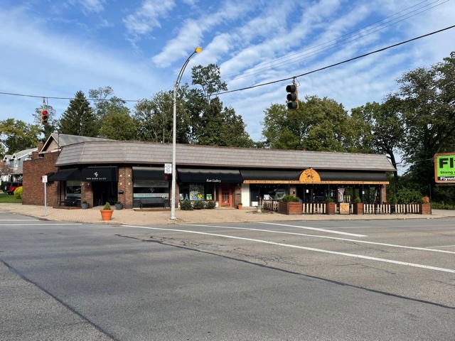 3666-3672 Erie Ave, Cincinnati, OH for lease - Building Photo - Image 1 of 22