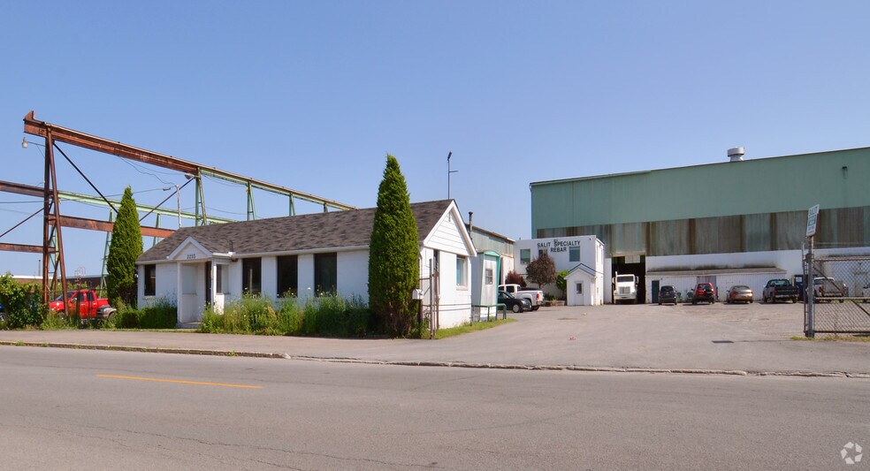 3235 Lockport Rd, Niagara Falls, NY for sale - Primary Photo - Image 1 of 1