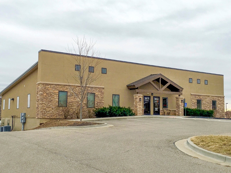 941 W 141st Ter, Kansas City, MO for lease Building Photo- Image 1 of 2