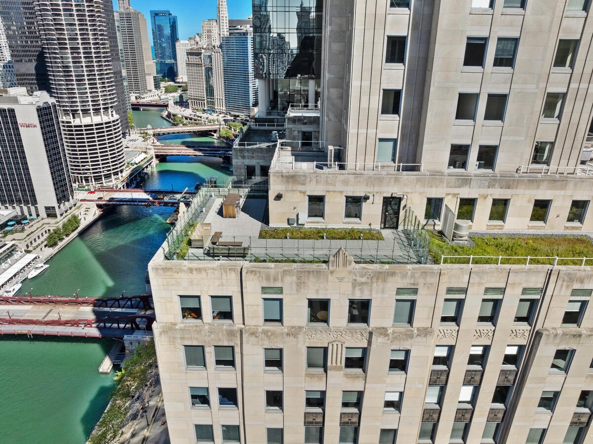 121 W Wacker Dr, Chicago, IL 60601 - The LaSalle Wacker | LoopNet