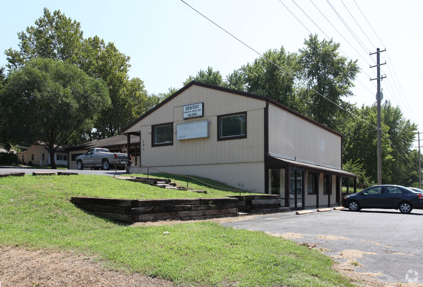 101 W 10th St, Eudora, KS for lease - Building Photo - Image 2 of 5