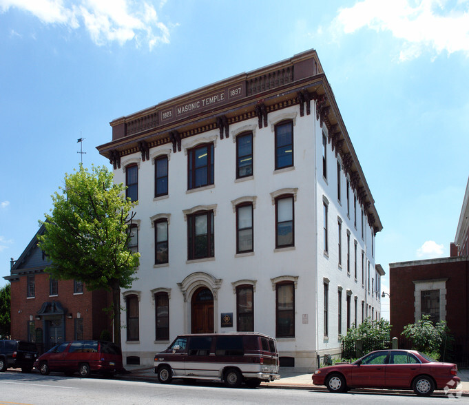 106 W Main St, Norristown, PA for sale - Primary Photo - Image 1 of 2