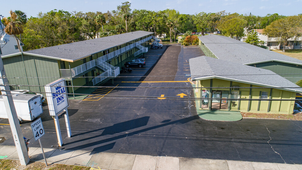 810 S Ridgewood Ave, Daytona Beach, FL for sale - Building Photo - Image 1 of 69