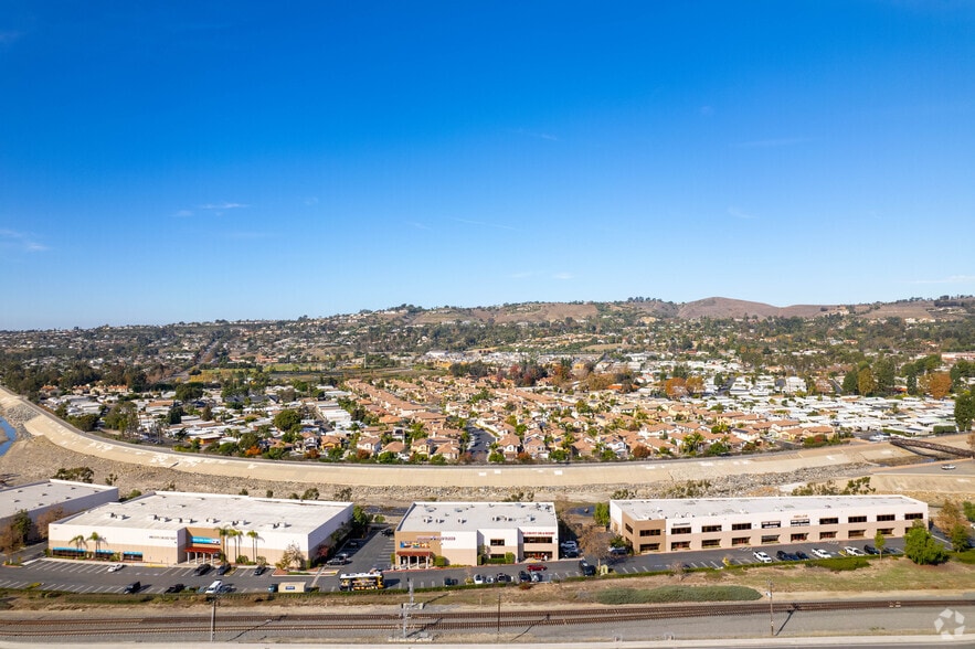 32421-32423 Calle Perfecto, San Juan Capistrano, CA for lease - Aerial - Image 3 of 26