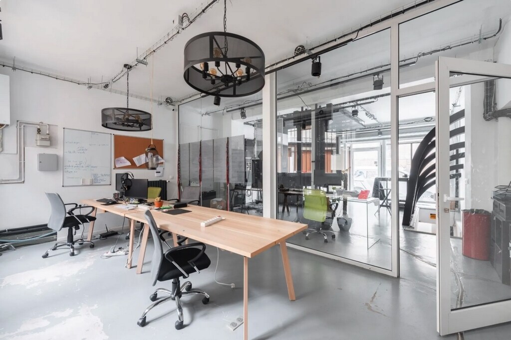 11 Rue De L'Aqueduc, Paris, PAR 75010 - Unit Lot 1 -  - Interior Photo - Image 1 of 10