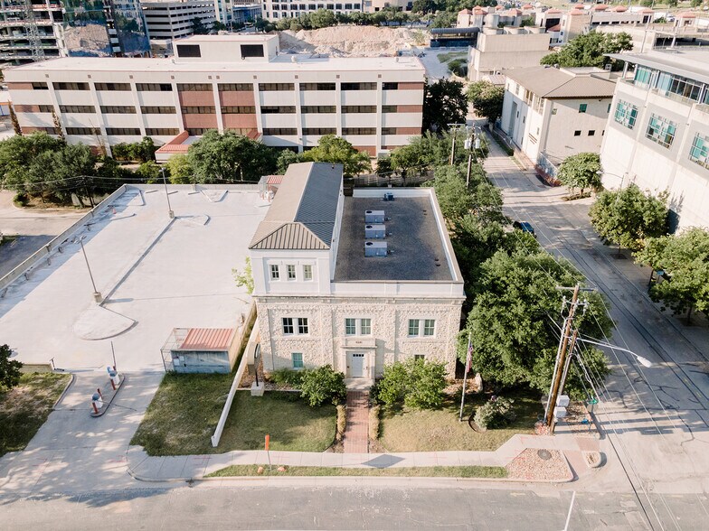614 E 12th St, Austin, TX for sale - Building Photo - Image 3 of 25