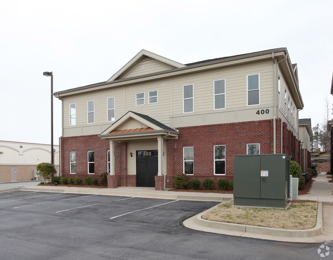 950 Scales Rd, Suwanee, GA 30024