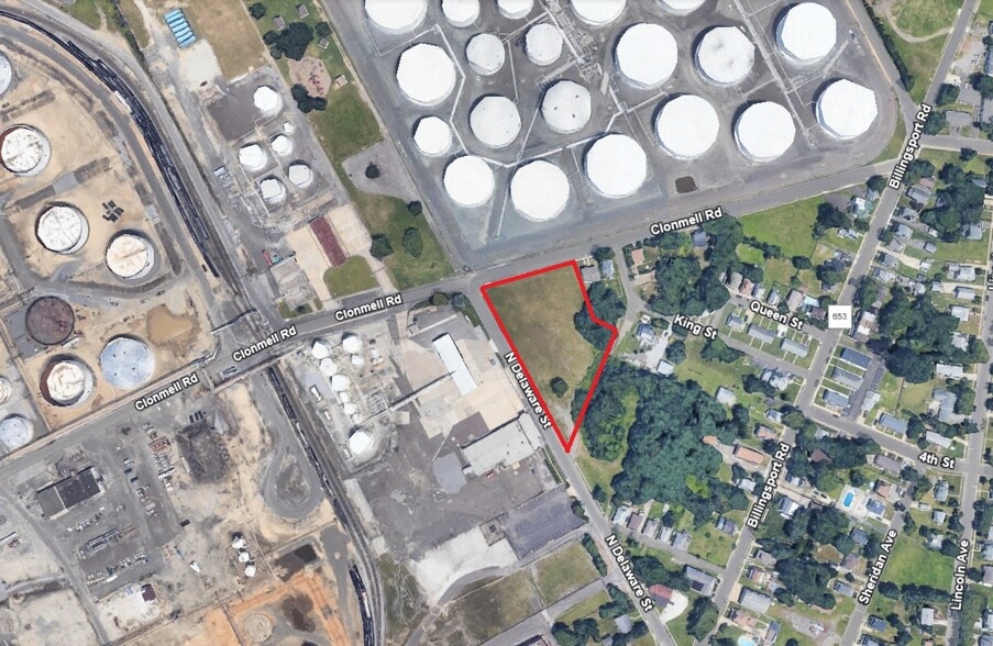 790 Clonmell Road, Paulsboro, NJ for sale - Primary Photo - Image 1 of 2