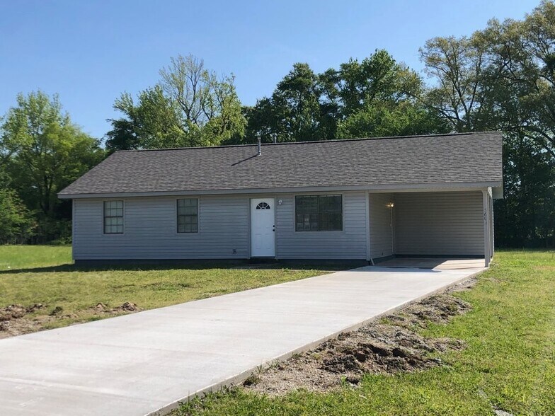 Rental Portfolio Package (10 Units) portfolio of 6 properties for sale on LoopNet.com - Building Photo - Image 2 of 7