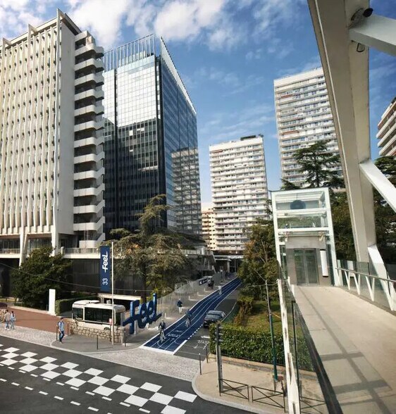 33 quai de Dion Bouton, Puteaux for lease - Building Photo - Image 3 of 13