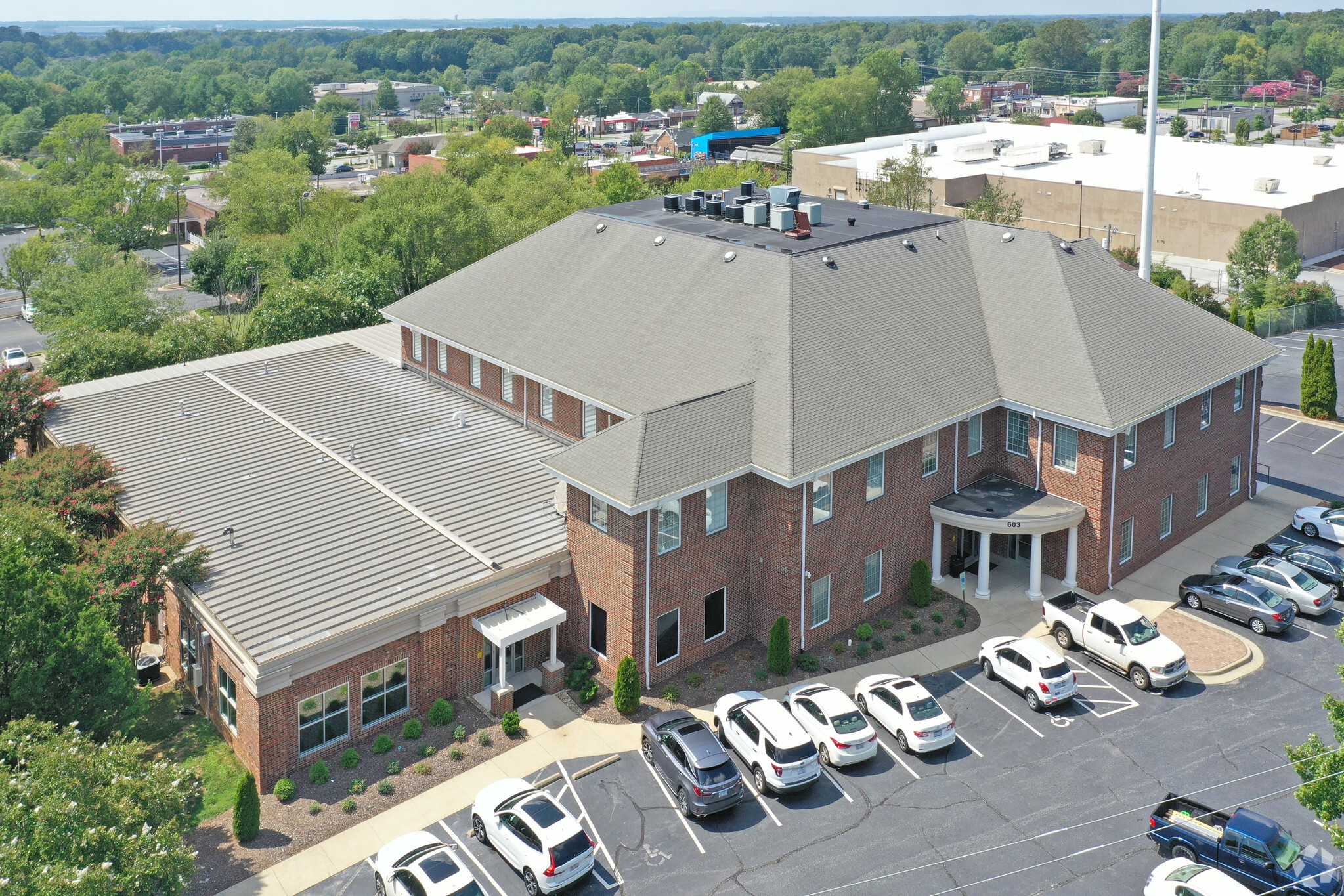 603 Dolley Madison Rd, Greensboro, NC for lease Primary Photo- Image 1 of 17