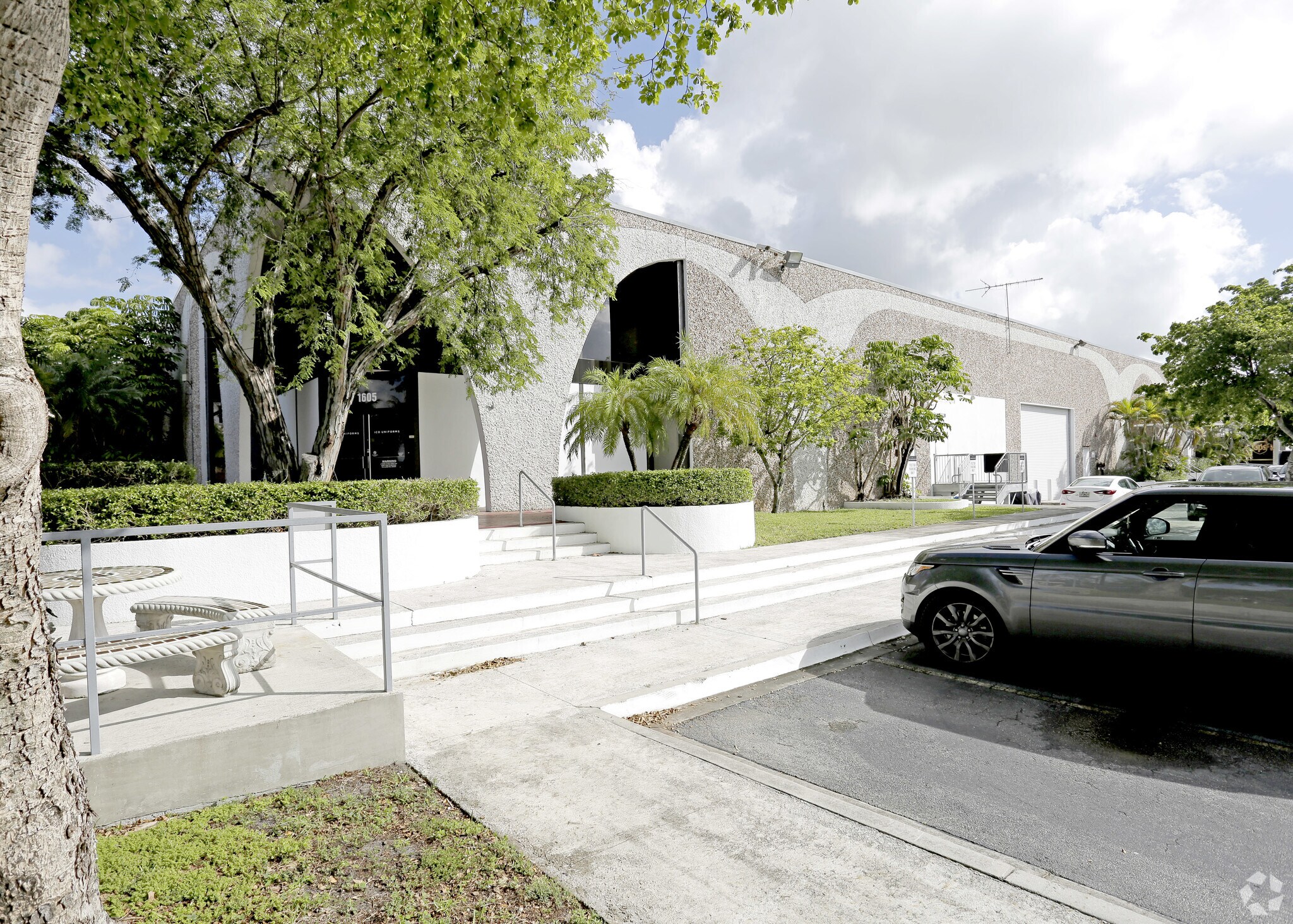 1605 NW 159th St, Miami, FL for sale Primary Photo- Image 1 of 1