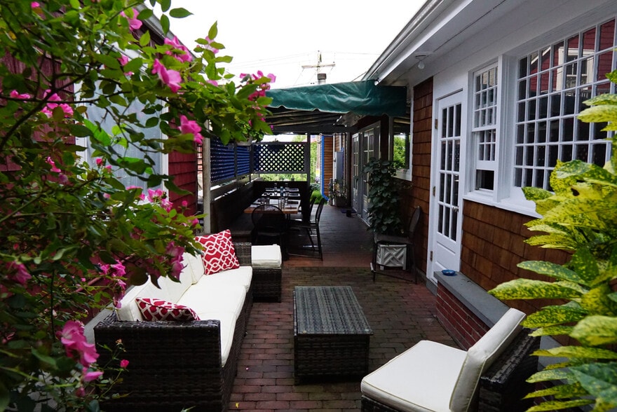 15 Grand Ave, Shelter Island Heights, NY for sale - Building Photo - Image 2 of 12